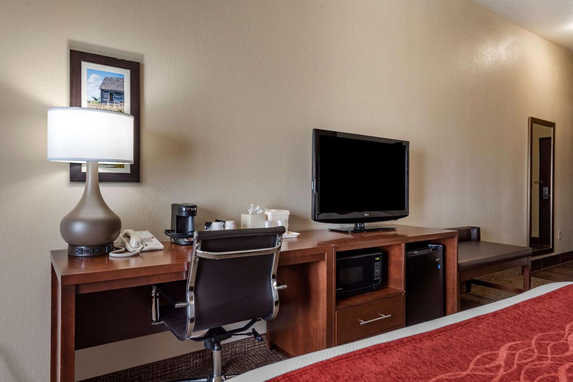 Comfort Inn & Suites Goodland Esterno foto
